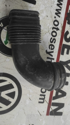 1K0129618BF Golf 6 1.4 tsi cax hava filtresi borusu