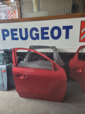 PEUGEOT  208   2022  MODEL  ÇIKMA    KAPI