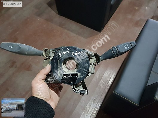 OTO CEMDEN ÇIKMA FORD FOCUS HB SİNYAL-SİLECEK KOLU