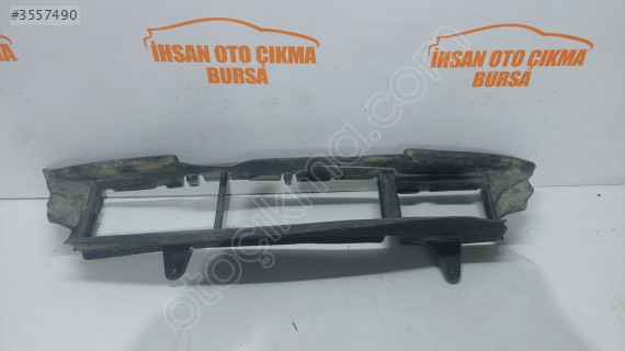 MEGANE IV Ön Tampon Hava Kanalı 626533246R