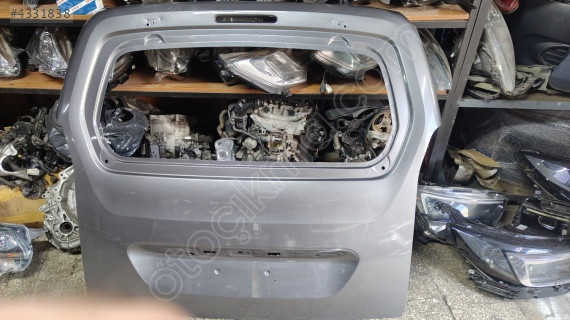 Citroen Berlingo arka bagaj kapağı