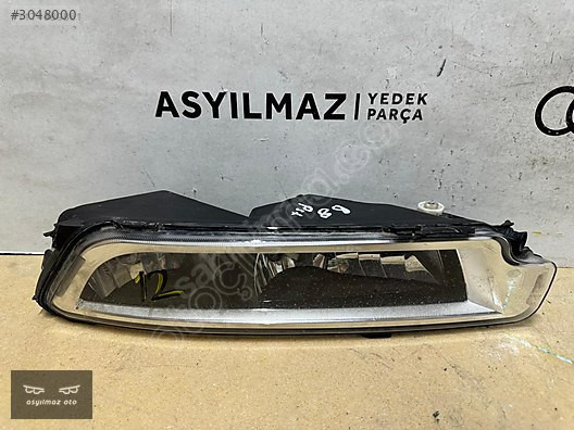 PASSAT B8 SAĞ SİS FARI