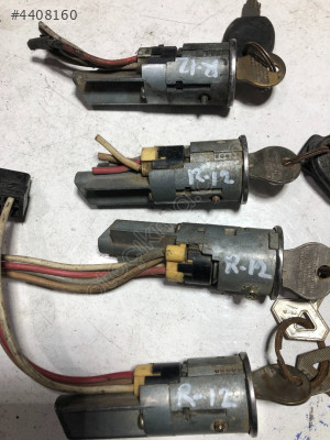 Renault 12 Anahtarlı Kontak