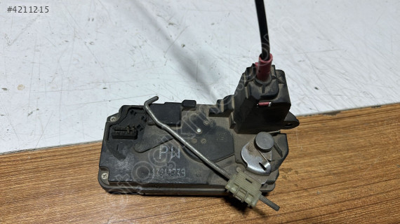 2008-2012 OPEL ASTRA H SAĞ ARKA KAPI KİLİDİ ORJ ÇIKMA