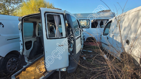 Fat doblo sağ arka bagaj kapagi