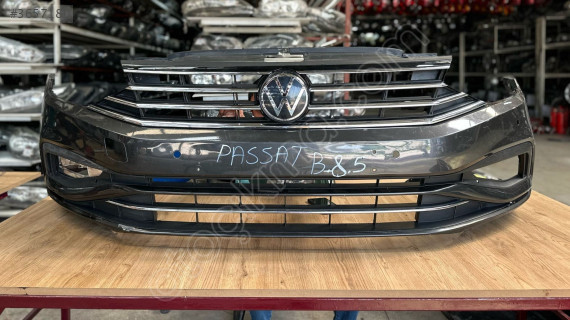 Volkswagen Passat B8,5 Tampon DOLU