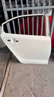 2019-2024 TOYOTA COROLLA SAĞ ARKA KAPI BEYAZ HATASIZ BOYALI