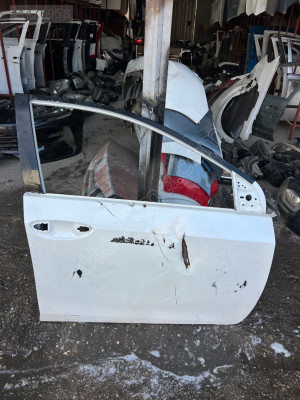 2014 2018 Toyota corolla çıkma ön sağ kapı