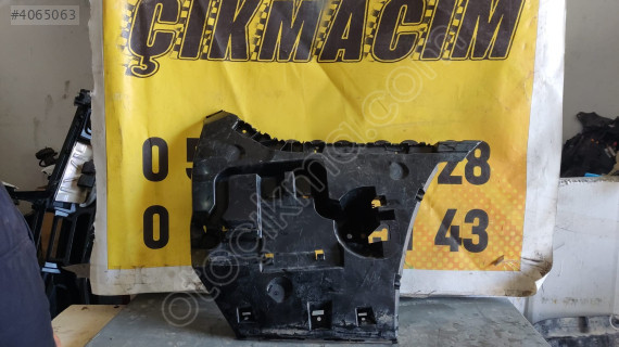 BMW F10 Sağ Tampon Braketi