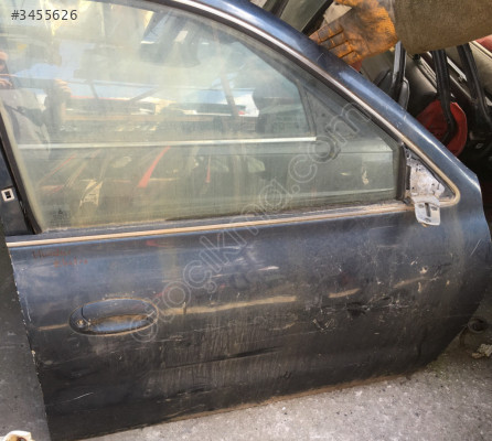 Hyundai Elantra 1996-2002 Çıkma Sağ Ön Kapı