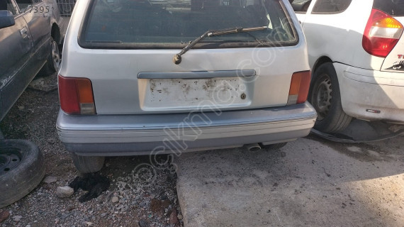 Ford Festiva arka stoplar