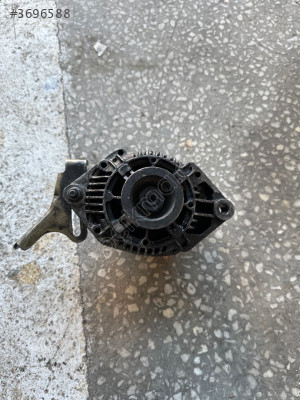 Renault kangoo 1.9D Şarj dinamosu alternatör