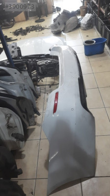 BMW 5  SERİSİ XDRİVE F  10 ARKA TAMPON