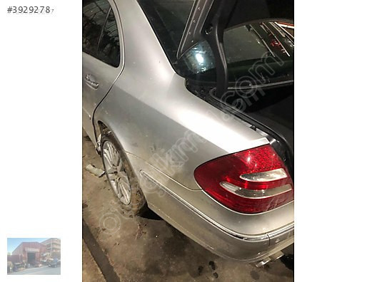 MERCEDES W211 E-SERİSİ ORJİNAL KESME SOL ARKA ÇAMURLUK