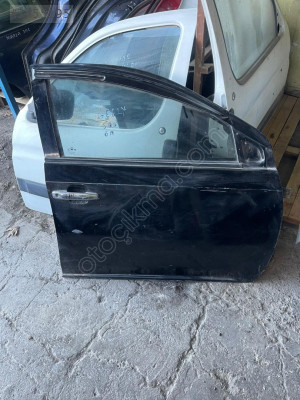 GELLY FAMİLİA SAĞ ÖN KAPI GÜÇMANLAR