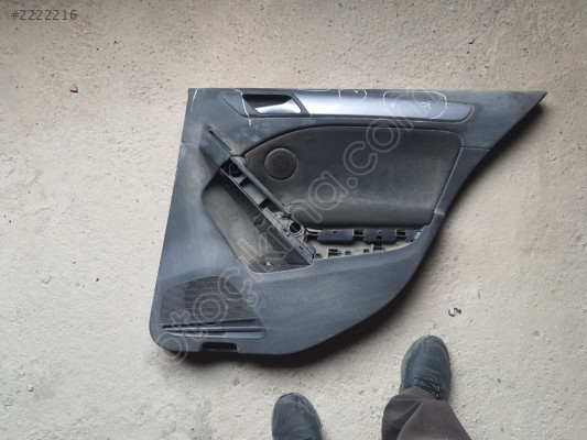VOLKSWAGEN GOLF 6 SAĞ ARKA KAPI 1KFO94A419