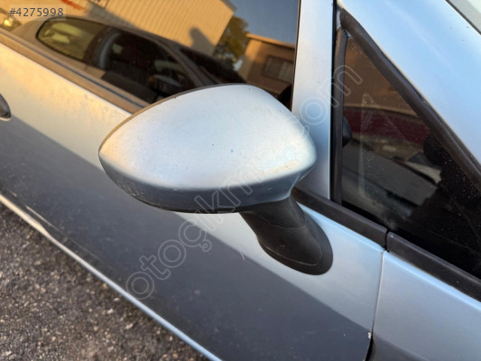 FİAT LİNEA SAĞ ÖN KELEBEK CAMI ORJİNAL ÇIKMA 07-15 MODEL