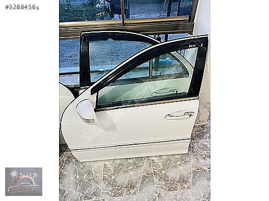 MERCEDES W203 C-SERİSİ ORJİNAL SOL ÖN KAPI HATASIZ-BOYASIZ