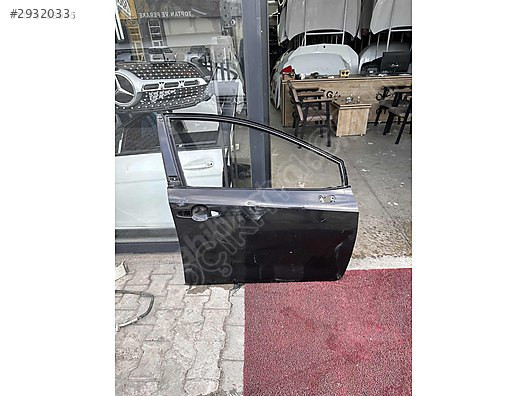 Corolla sağ ön kapı 18 23