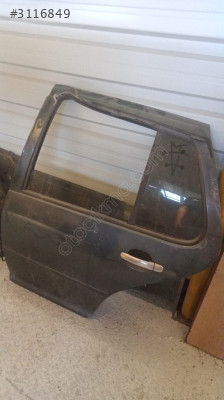 Golf 4 sol arka kapı ufak hasarlı çıkma