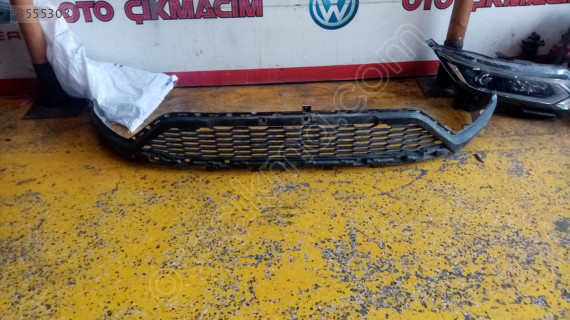 2024 stepway ön tampon alt ızgara