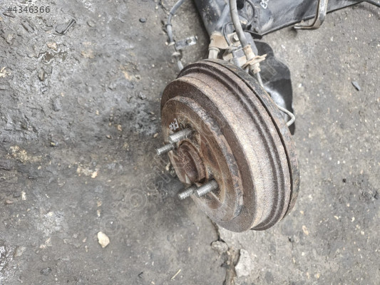 HYUNDAİ ACCENT ERA 1.5 BEYAZ CRDİ TORSİYON -ALKAN OTOMOTİV-