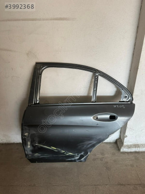 W205 SOL ARKA KAPI ORJİNAL ÇIKMA