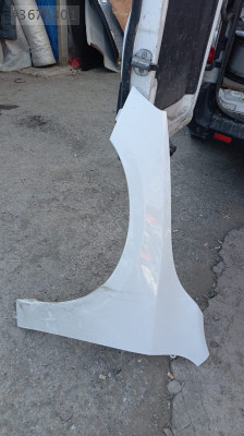 VOLVO S60 SOL ÖN ÇAMURLUK BEYAZ ORJİNAL ÇIKMA 2013-18