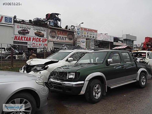 Nissan D22 Çıkma Cam Krikosu
