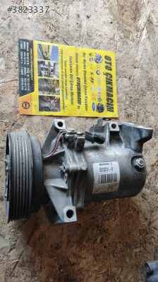 Renault Fluence Megane 3 Klima Kompresörü - 8201025121