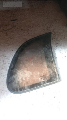 OPEL CORSA B SAĞ ARKA KELEBEK CAM.OTO ERKAN ÜNYE