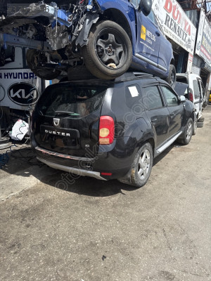 Dacıa duster sağ arka çamurluk 2011 model