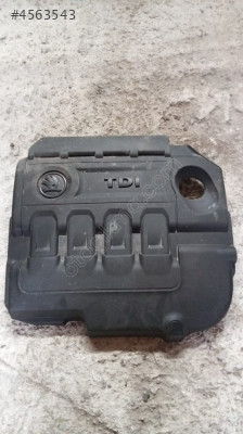 Skoda Octavia motor üst koruma kapağı