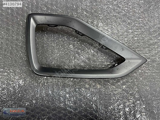 81A807968B AUDİ Q2 SAĞ TAMPON KAPAĞI ÇERÇEVESİ ORİJİNAL ÇIKMA