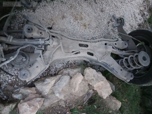 Opel vectra c arka dingil