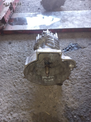 BMW E30 ÇIKMA ORİJİNAL BENZİNLİ ŞANZIMAN