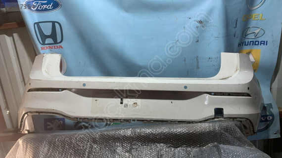 VW GOLF8 ARKA TAMPON