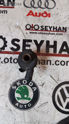 6R0965561A Passat b8 dcx su pompası