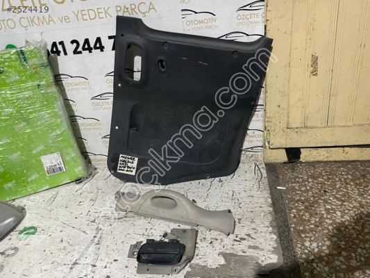 CİTROEN BERLİNGO SAĞ SÜRGÜLÜ KAPI İÇ AÇMA KOLU