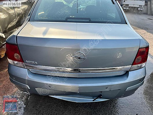 OPEL ASTRA H SEDAN BAGAJ KAPAĞI ORİJİNAL HATASIZ