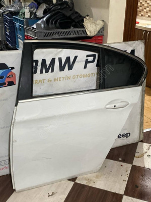 BMW 5 SERİSİ F10 SOL ARKA KAPI