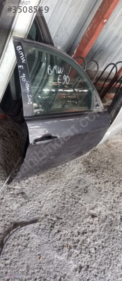 BMW 3 Serisi E90 Sağ Ön Kapı Güçmanları - Oto Çıkma Parç