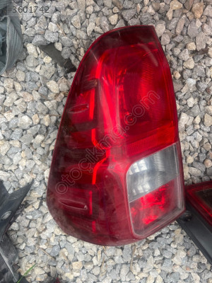 Toyota Hilux sol arka stop lambası