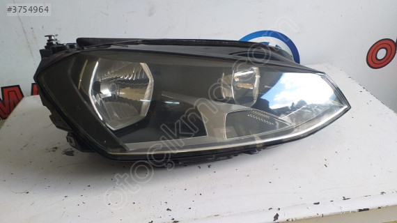 VW Golf 7 Modeli İçin Orijinal Sağ Far Çıkma Parça