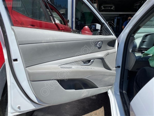 2022 Hyundai Elantra Sol Ön Kapı Döşemesi