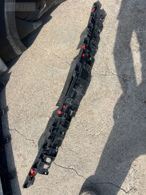2009 2013 Opel İnsignia ön tampon destek braketi çıkma
