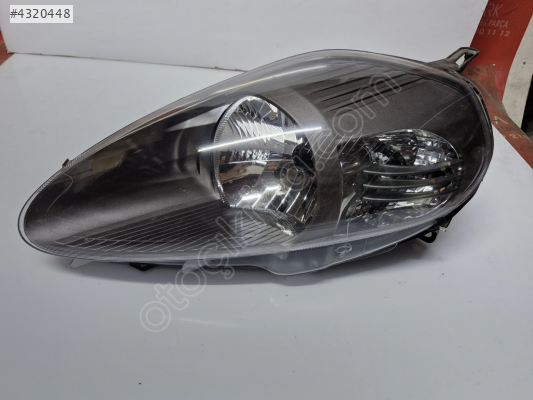 FİAT PUNTO EVO SOL ÖN FAR SİYAH SOKET SIFIR AYARINDA