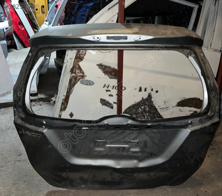 HONDA JAZZ BAGAJ KAPAĞI