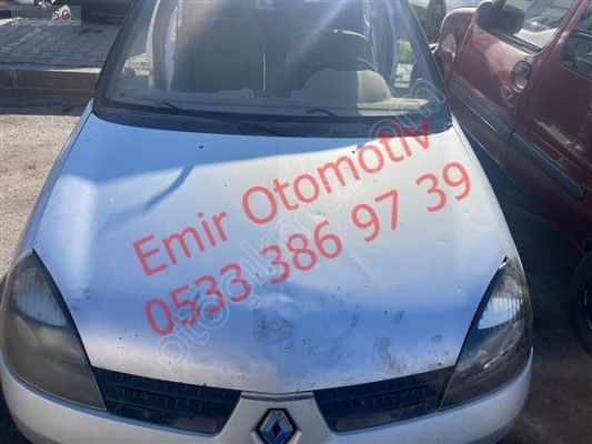 Renault Symbol ön kaput