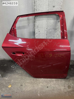 SEAT LEON SAĞ ARKA KAPI ORİJİNAL ÇIKMA 2013-2020